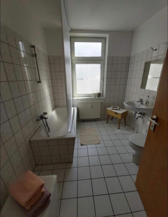 Wohnung Home Weiss Magdeburg Ngoại thất bức ảnh